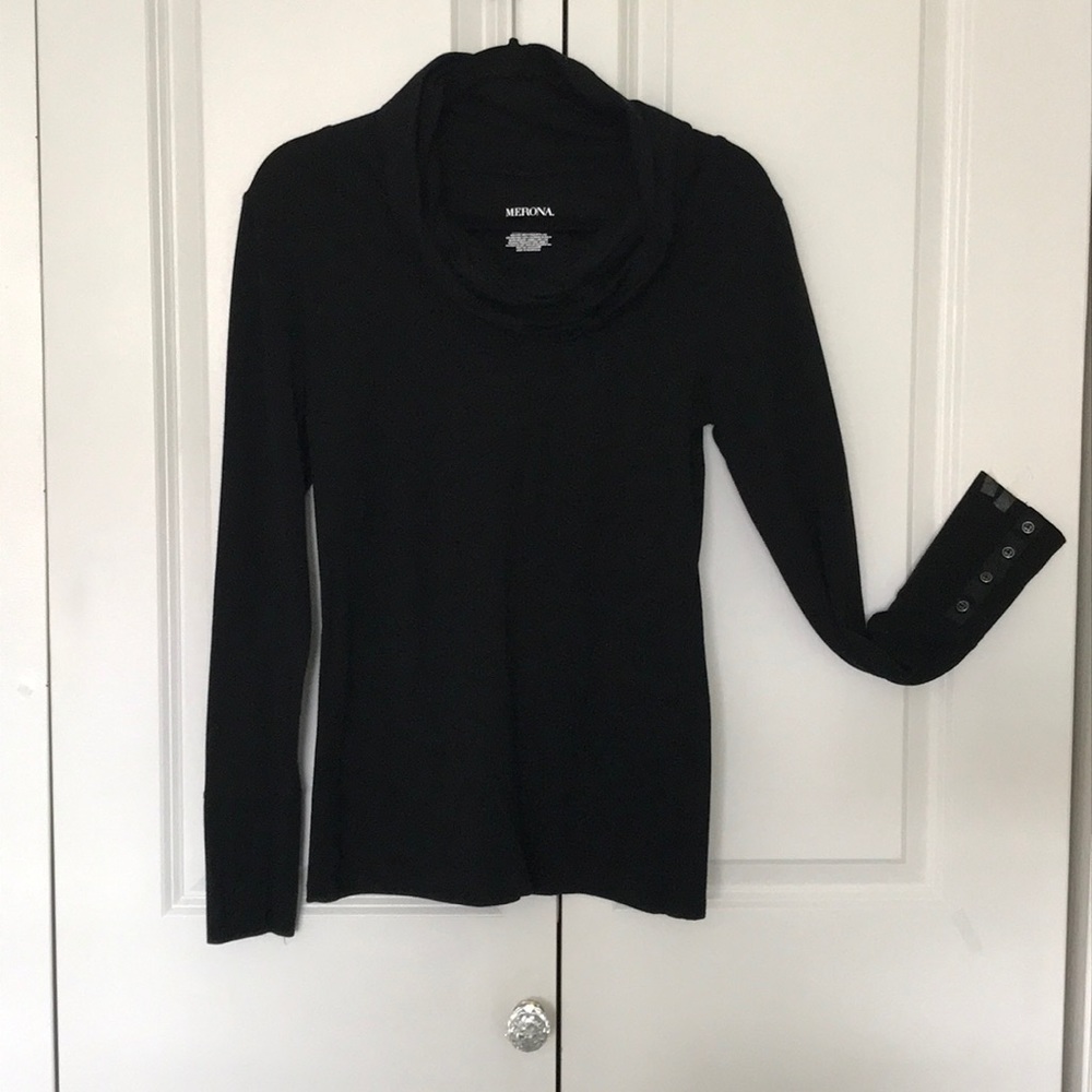 3/$15. Blackcowl neck l/s button trim on slv M